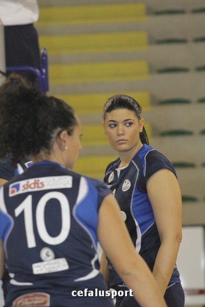 111120 sport2 696_tn.jpg
